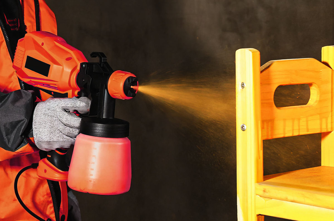 Elektrická striekacia pištoľ na farby na autá