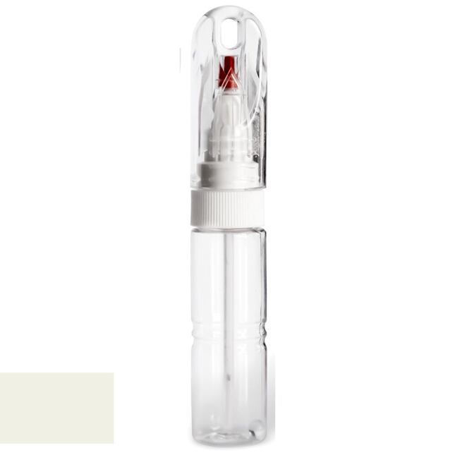 Oprava laku Audi 101 Casablancaweiss ceruzkou